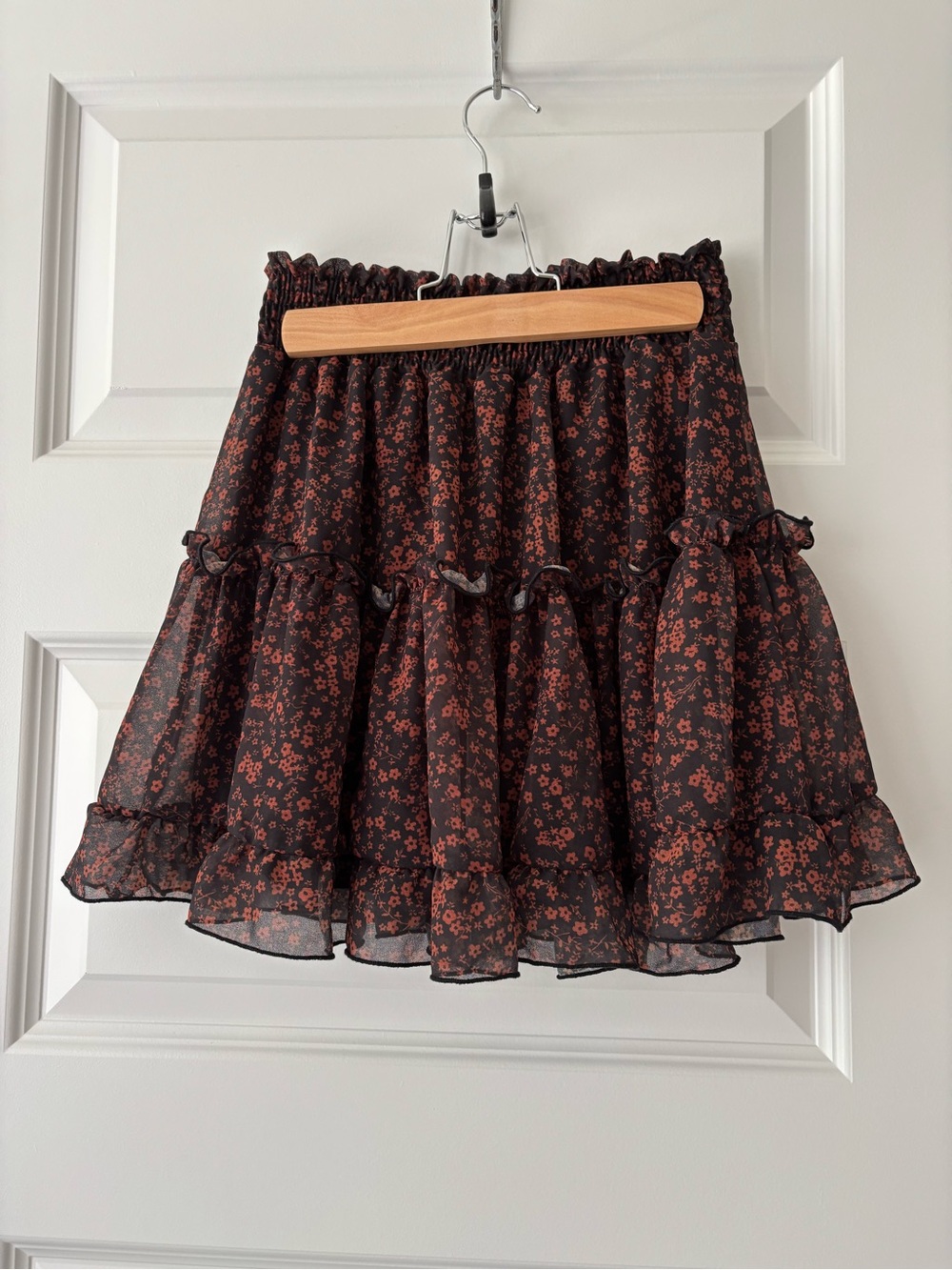 Altar'd State Black Mini Skirt with Rust Floral Print M